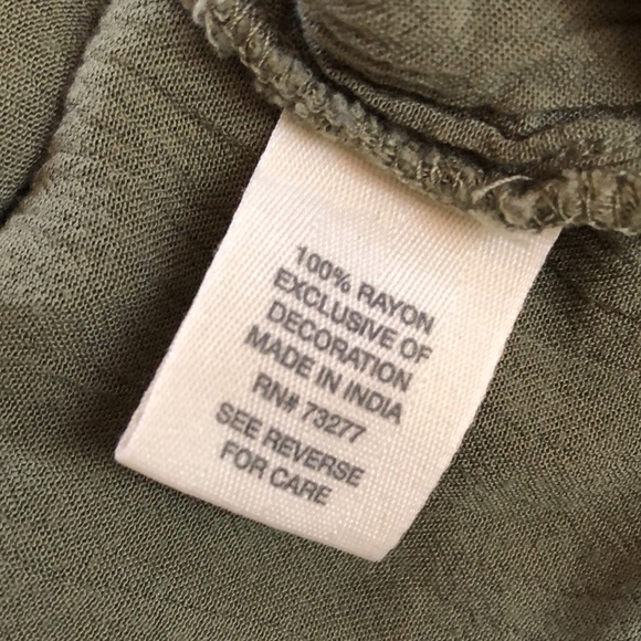 Mudd bohemian embroidered elastic hems short sleeved crinkly lightweight top - Picture 10 of 11